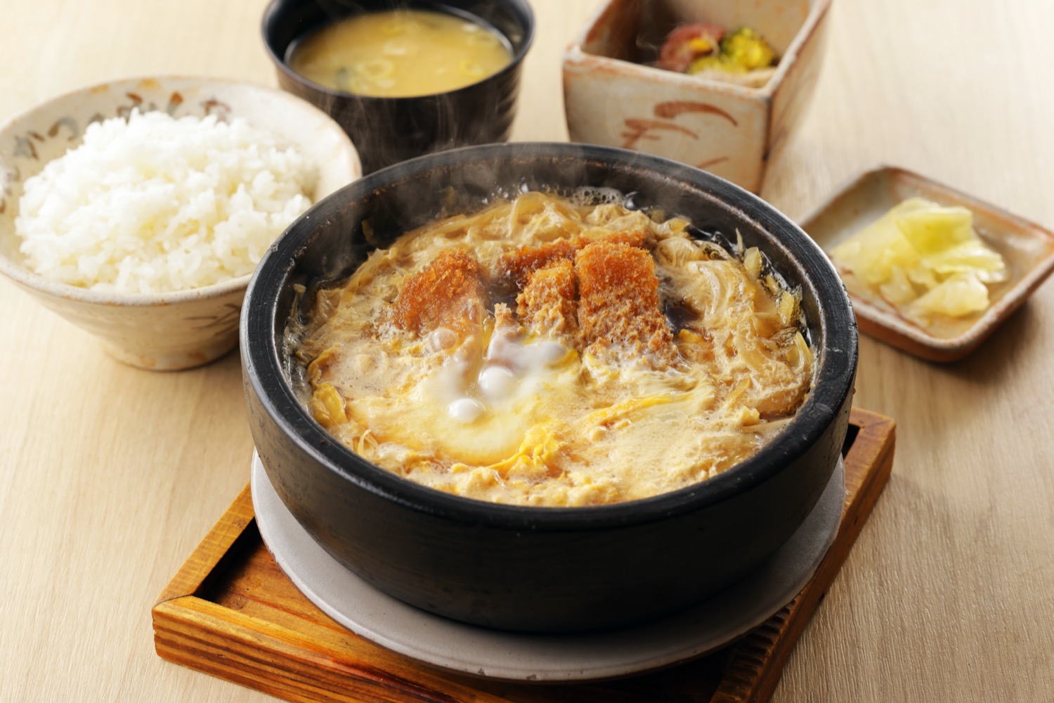 カツ煮込み定食